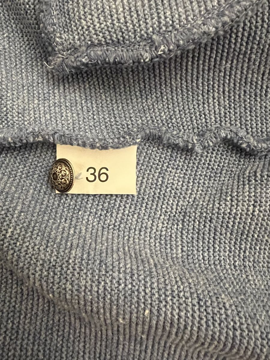 Giacche: Huber Strickjacke, hellblau, Gr. 36 – Usato da Basel venduto da Ksjusha 5