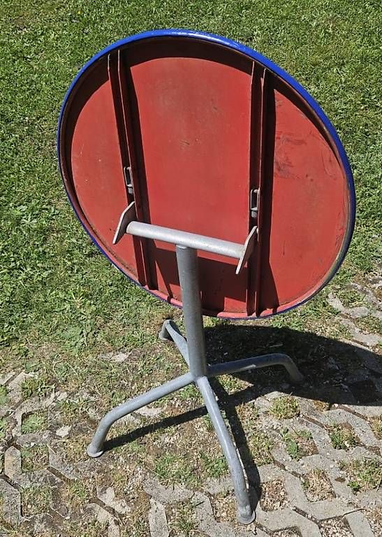 Bigla Tables: table ronde bigla II – D'occasion à Rochefort par matold 2