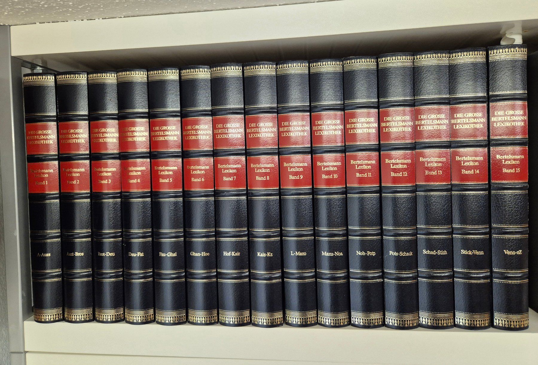 Bücher: Bertelsmann Lexikothek – Gebraucht aus Spreitenbach von aspen11 2