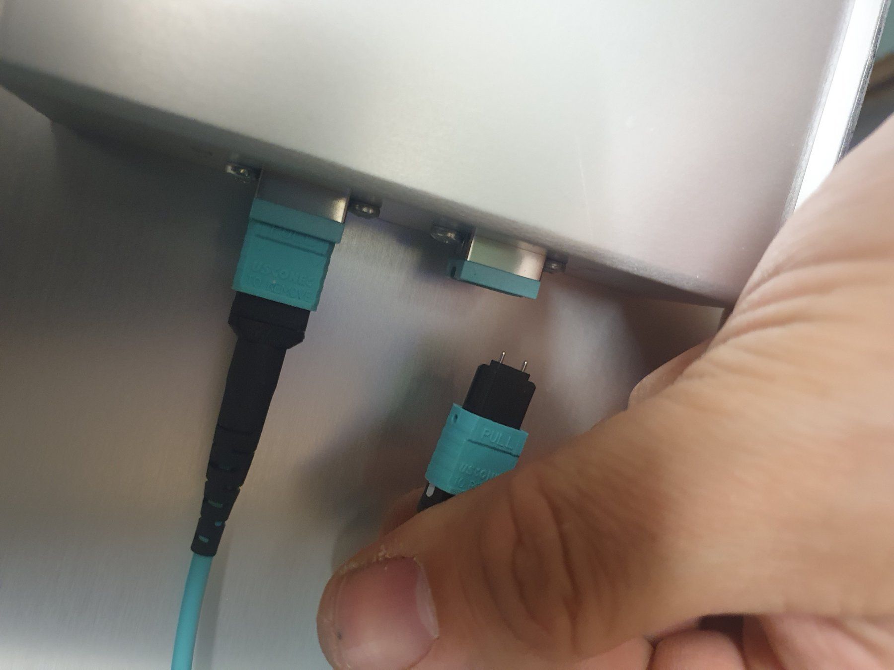 Racks & Ständer: LWL Patch-Panel 19" Patchpanel mit MTP Modul – Gebraucht aus Zürich von eymen20 3