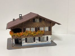 Kibri  Alpenhaus Holzhäuschen H0