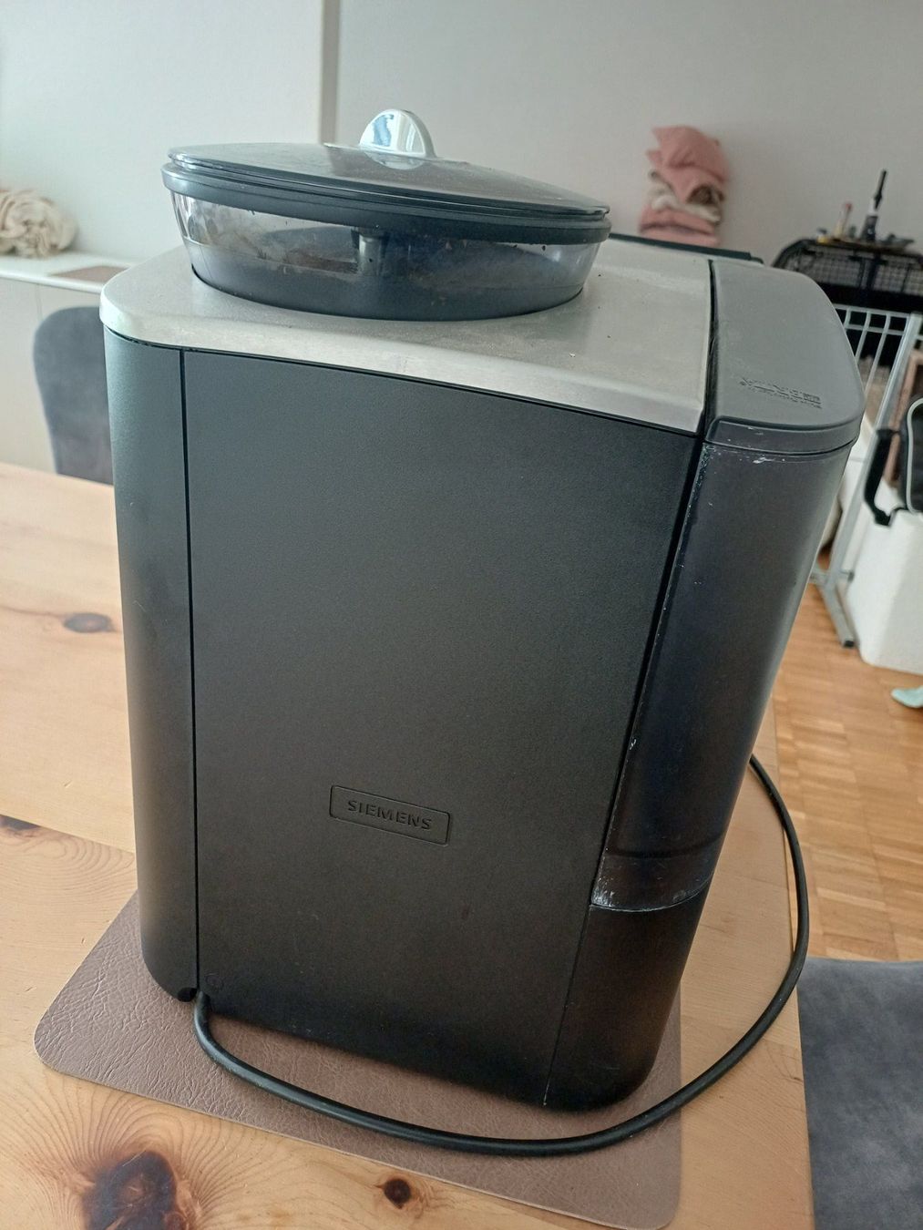 Siemens Kaffeemaschinen & Espressomaschinen: Siemens EQ6 plus extraKlasse – Defekt aus Jona von Rreto71 3