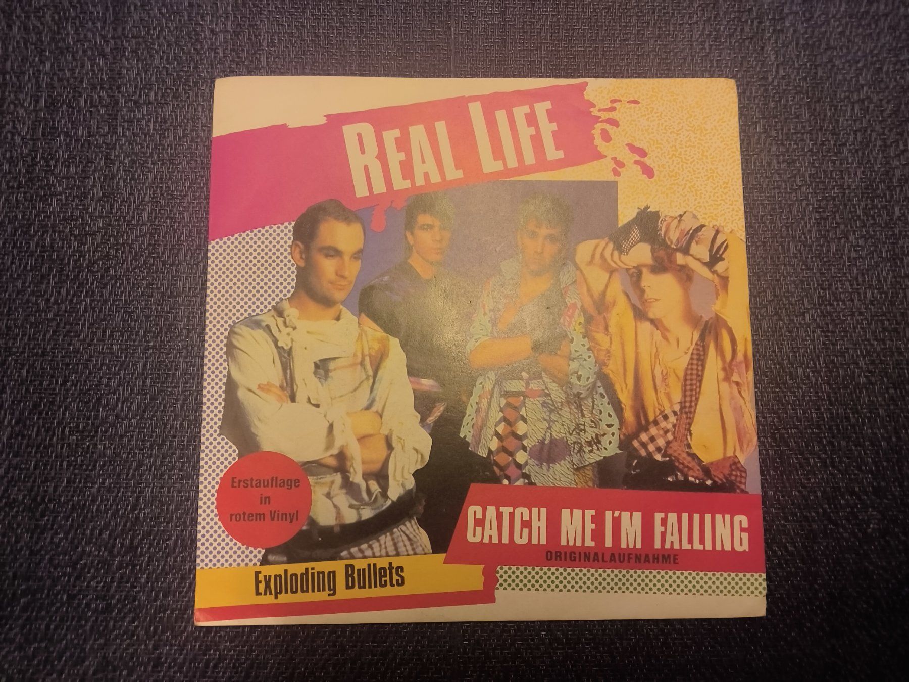 Dischi in vinile: VINYL Single: Real Life - Catch me I'm falling – Usato da Allschwil venduto da marketingprojects 3