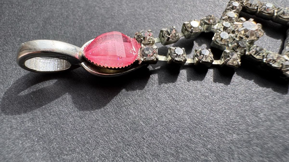 Anhänger: Anhänger Modeschmuck mit Glassteinen rosa – Gebraucht aus HORGEN von vladibarca10 3