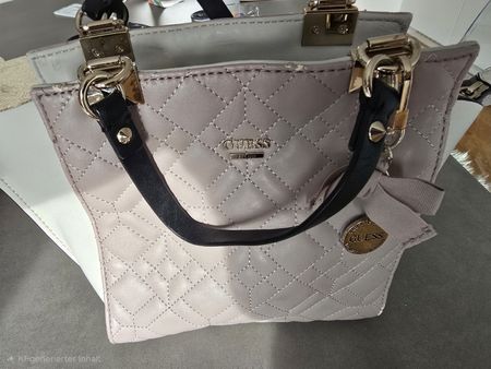Guess Handtasche Stepp-Design sehr guter Zustand 