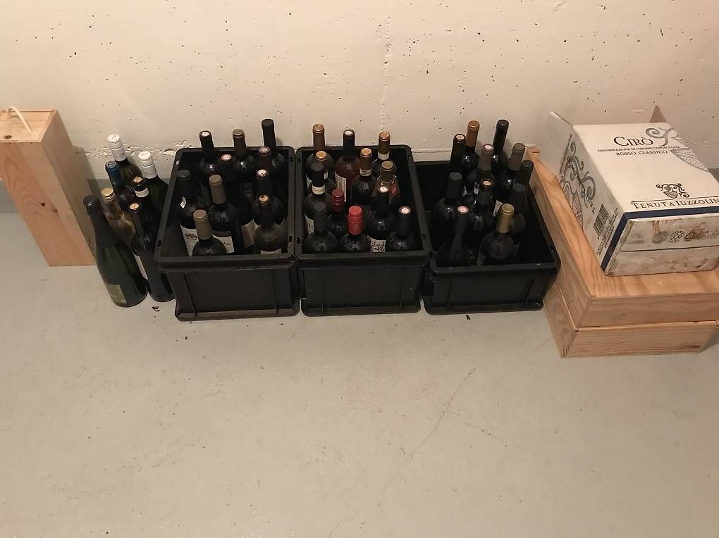 Altro in Stoviglie & Bicchieri: Ca. 50 Div. Wein flaschen – Nuovo e nell'imballaggio originale da Goldau venduto da hammer011
