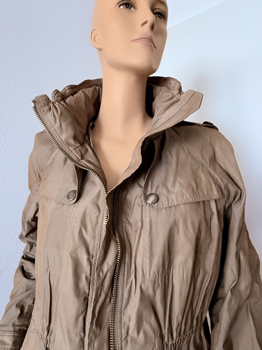 Burberry Giacche: BURBERRY JACKET \ M – Usato da Zollikon venduto da ces-chic 2
