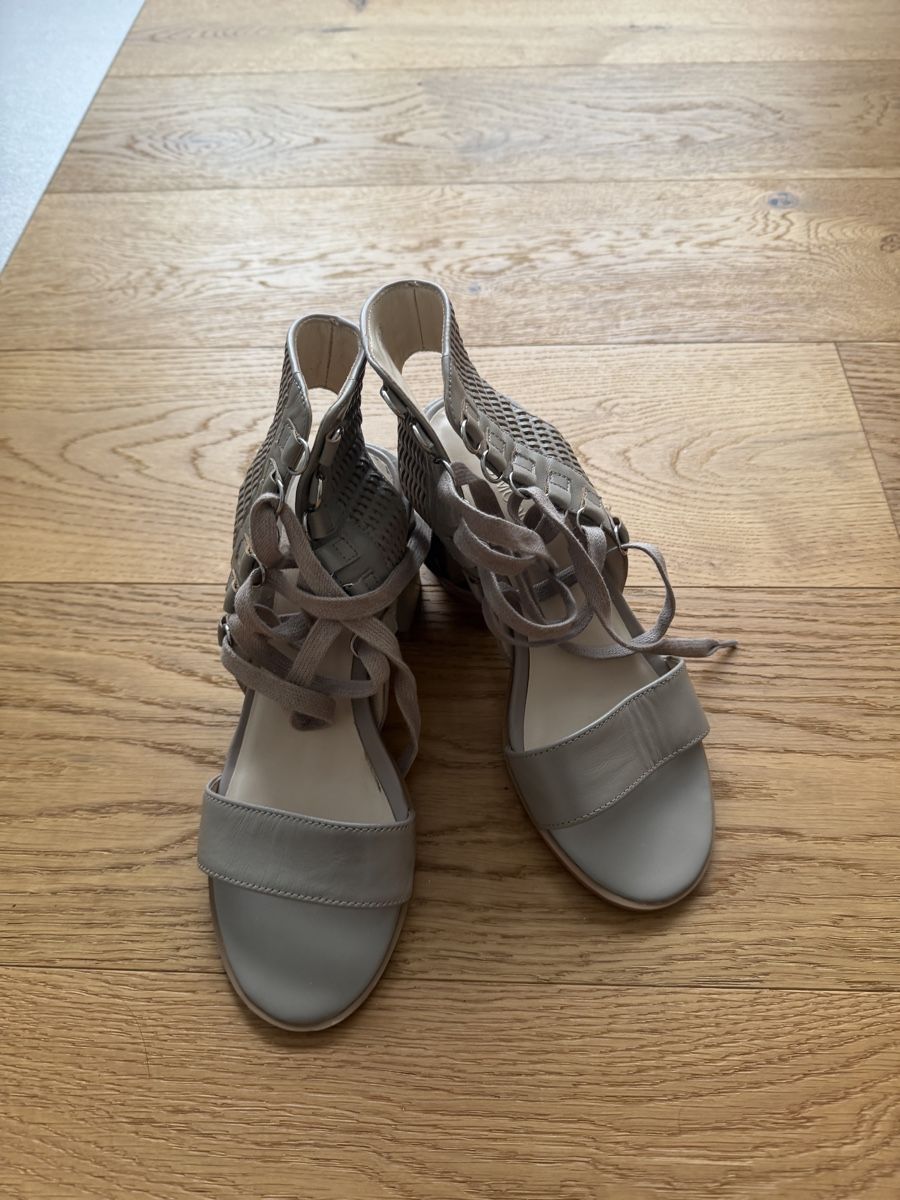 Scarpe da donna: Leather sandals, EU 38 – Nuovo (secondo la descrizione) da Luzern venduto da kos_d7lh 1