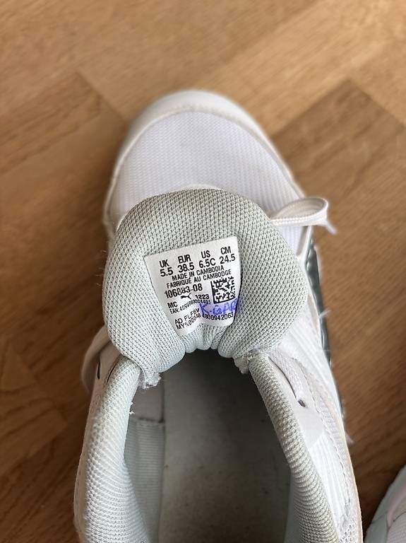 Puma Scarpe da uomo: Hallenschuh Puma Gr.38.5 – Usato da Schüpfen venduto da norge84 3