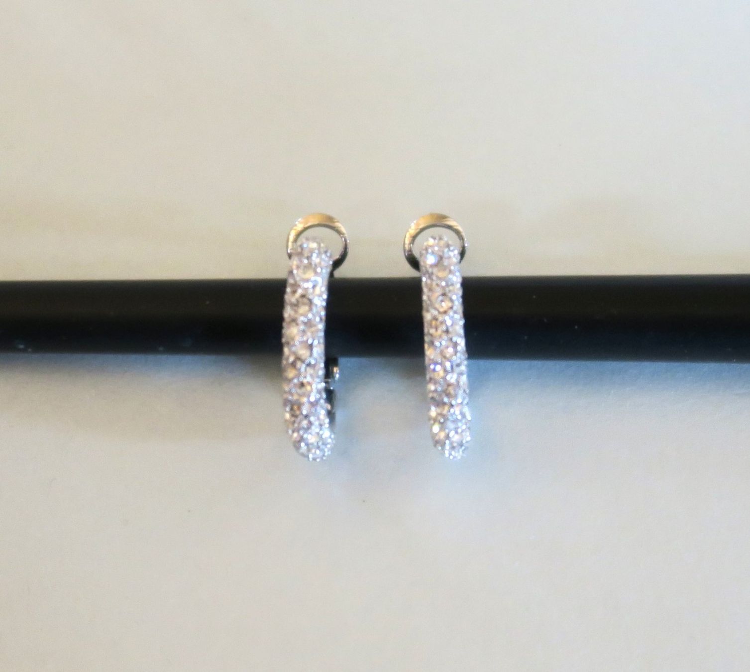 Ohrringe & -stecker: Ohrstecker Creolen, JL – Gebraucht aus Brittnau von marlenestone