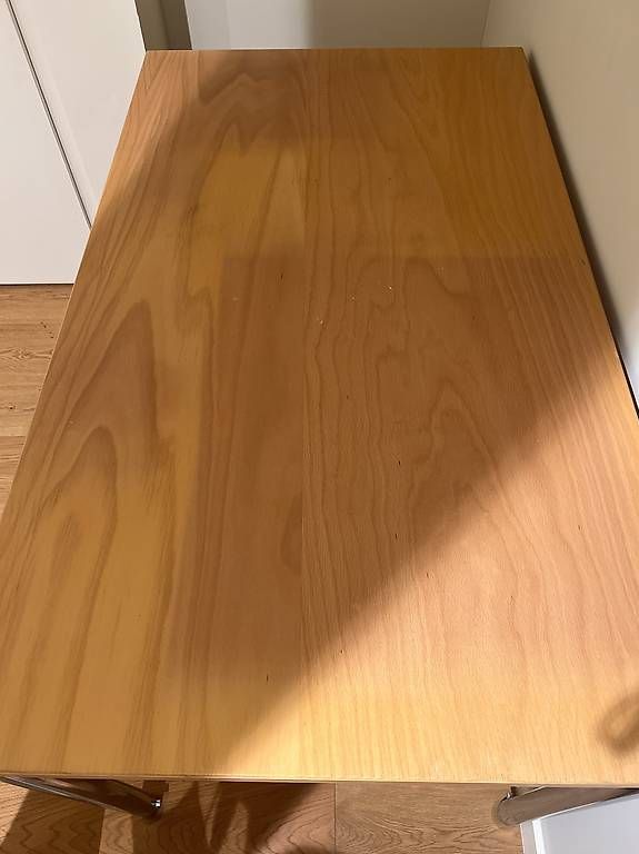 Scrivanie: Bürotisch ähnlich USM – Usato da Biel/Bienne venduto da granadella33 1