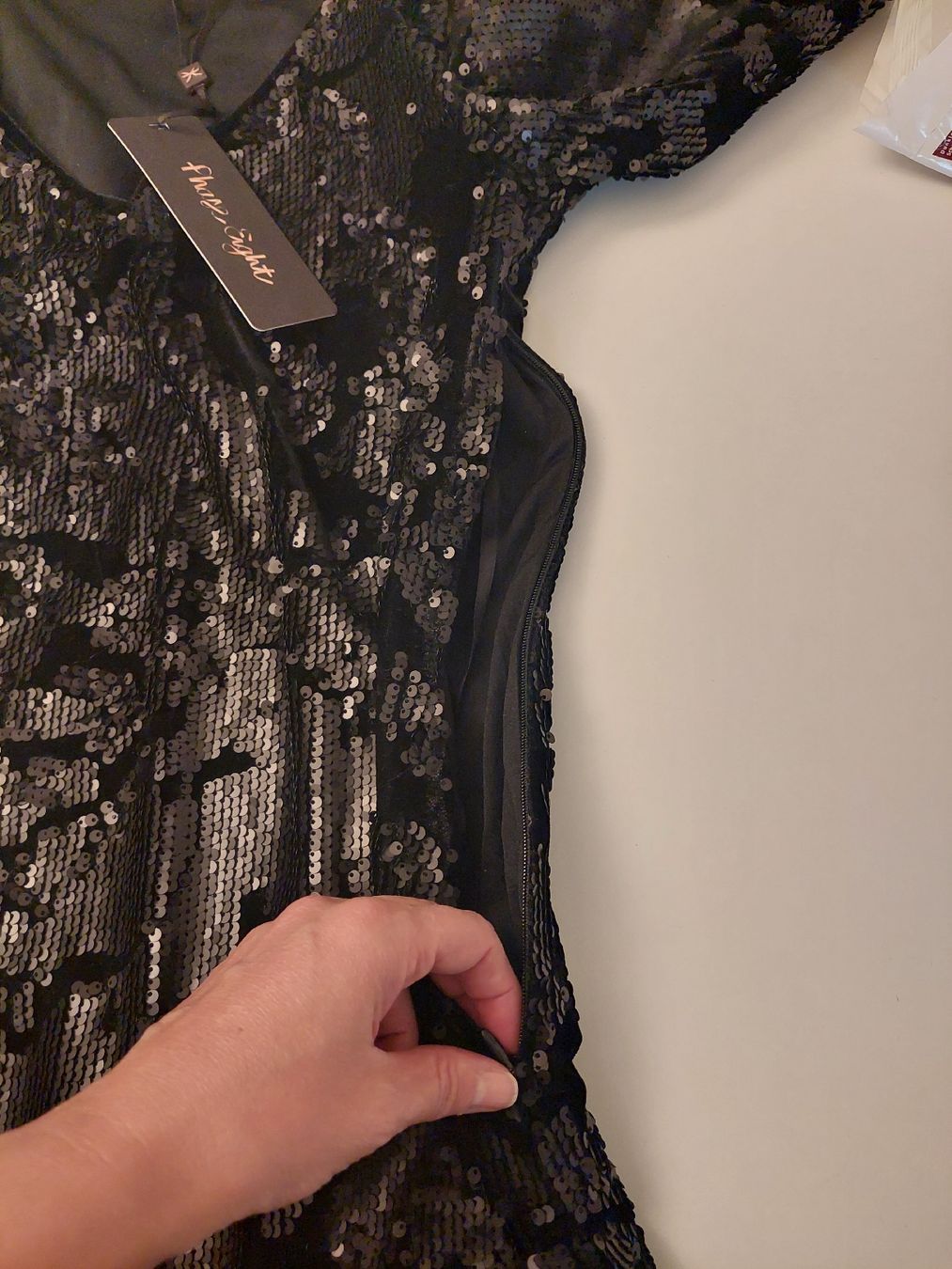 Phase Eight Vestiti: New Phase Eight black sequin dress – Nuovo (secondo la descrizione) da Genève venduto da ado_x2xq 4