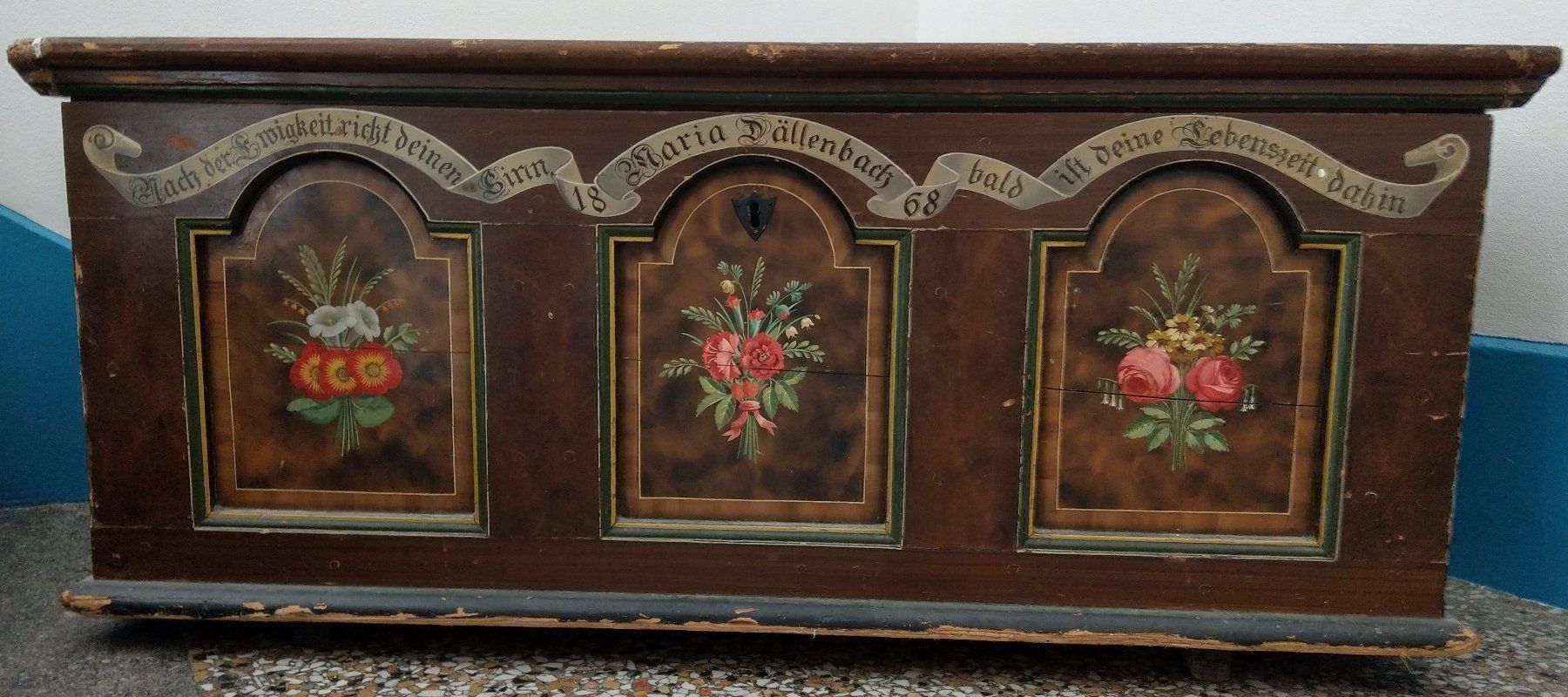 Cassapanche: Antike Truhe Jg. 1868 mit Schloss – Usato da Bern venduto da Saxeton 2