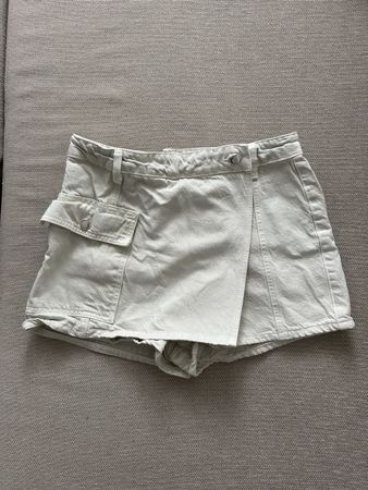 Short vert clair - Zara - taille M