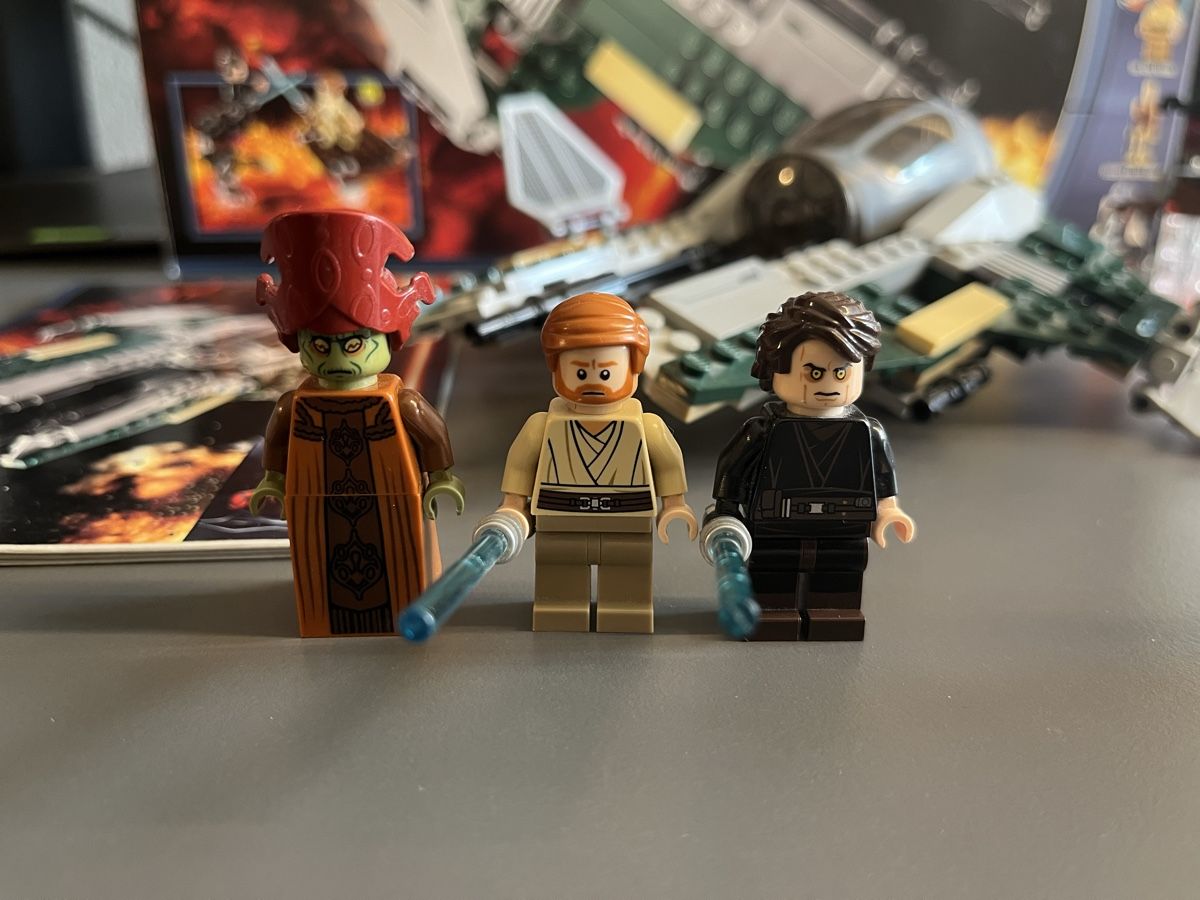 Lego Giocattoli: LEGO Star Wars Set 9494 Anakin's Jedi Interceptor – Usato da Fribourg venduto da Helvetix7 1