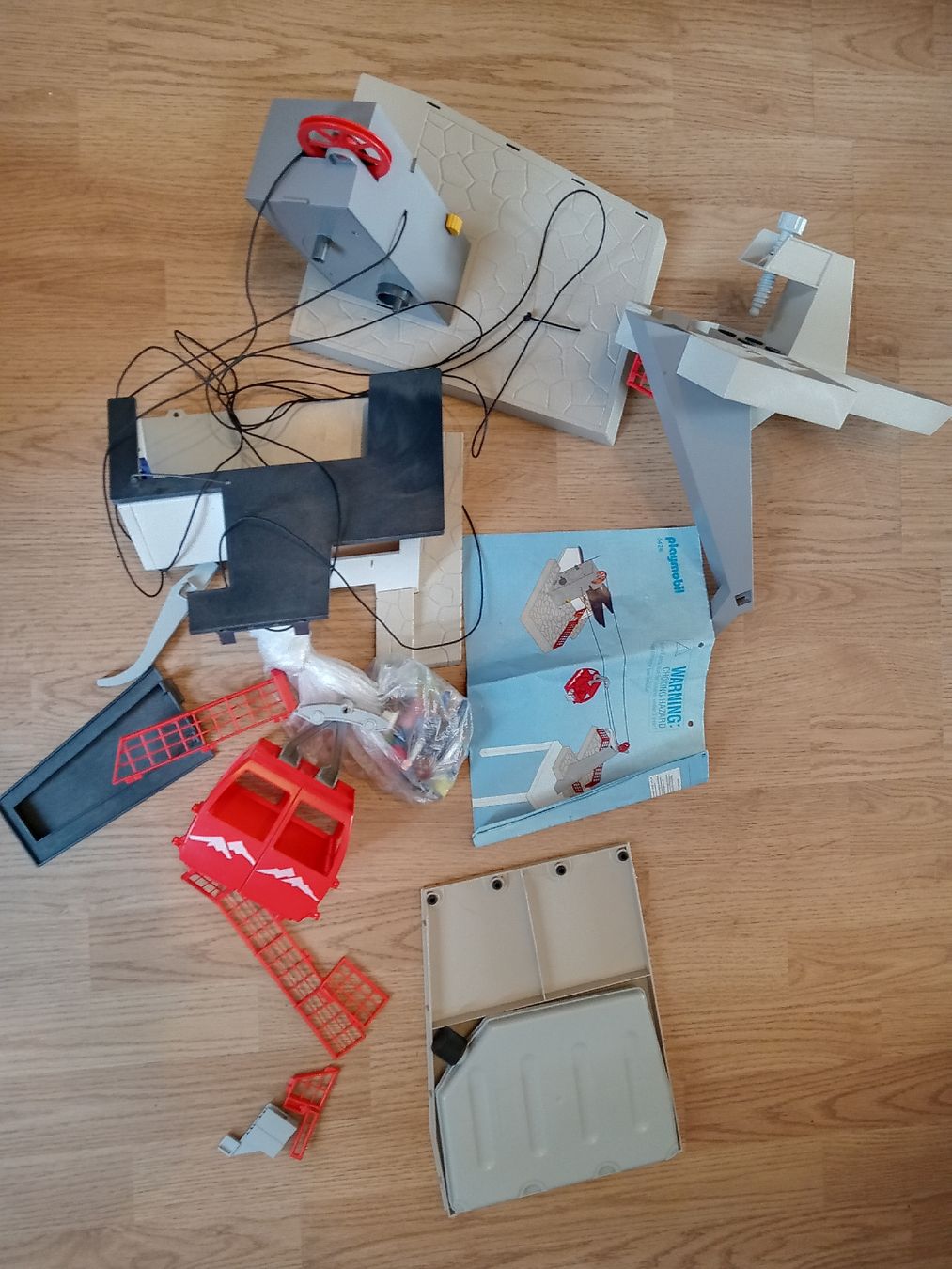 Playmobil Giocattoli: Playmobil Seilbahn gebraucht – Usato da Rehetobel venduto da Modi98