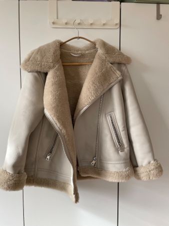 Kuschelige Bikerjacke/Aviator-Jacke (Grösse M) – Creme/Beige