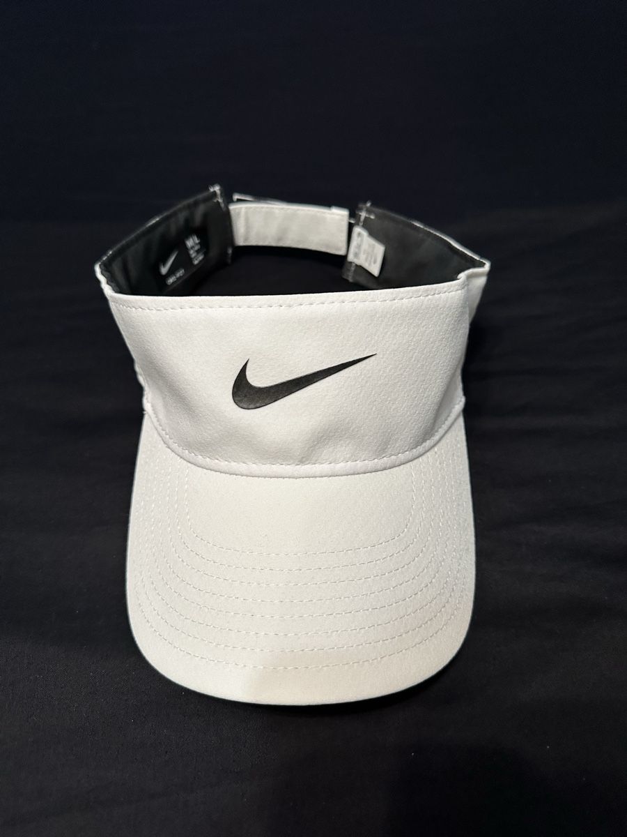 Nike Copricapi, berretti & cappellini: Nike Tennis Cap – Nuovo (secondo la descrizione) da Chur venduto da dajan.17 1