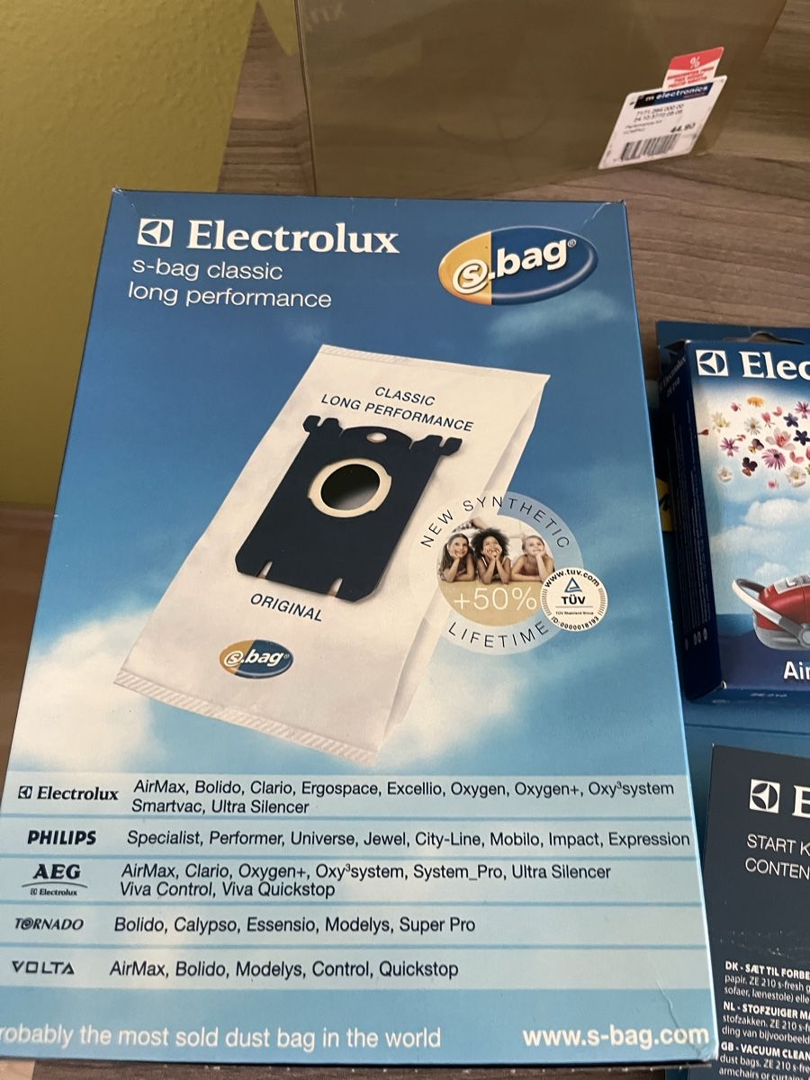 Electrolux Staubsauger & Zubehör: Electrolux Luftfrischer & S-Bag Staubsaugerbeutel neu – Neu und originalverpackt aus Basel von JJ.Elena 3
