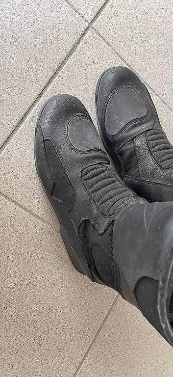 Scarpe da uomo: Botte de moto Dainese taille 42 – Usato da Sonceboz-Sombeval venduto da msap 2
