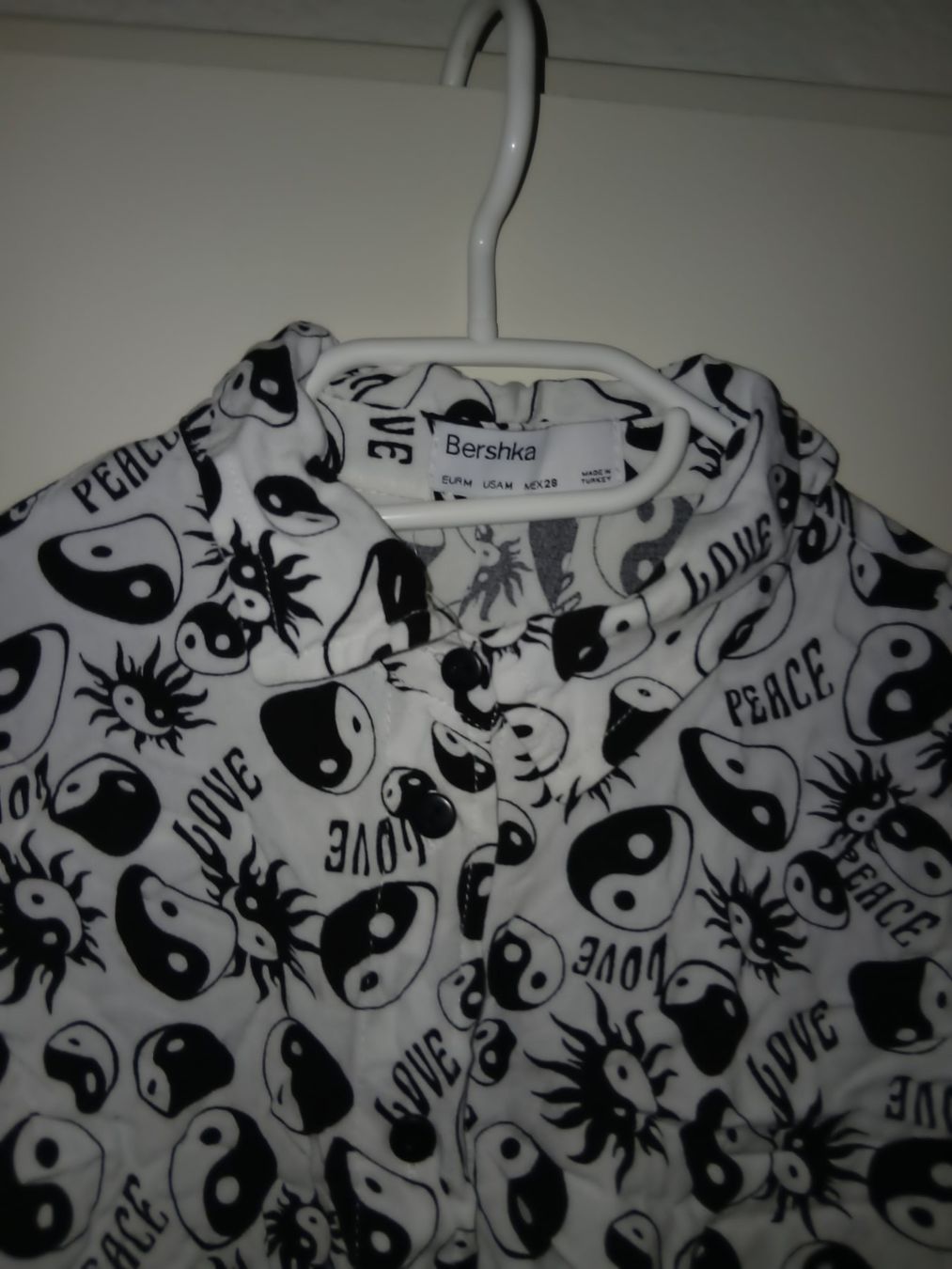 Bershka Blusen: Bershka b&w Shirt – Gebraucht aus Bettingen von z_nina11 2