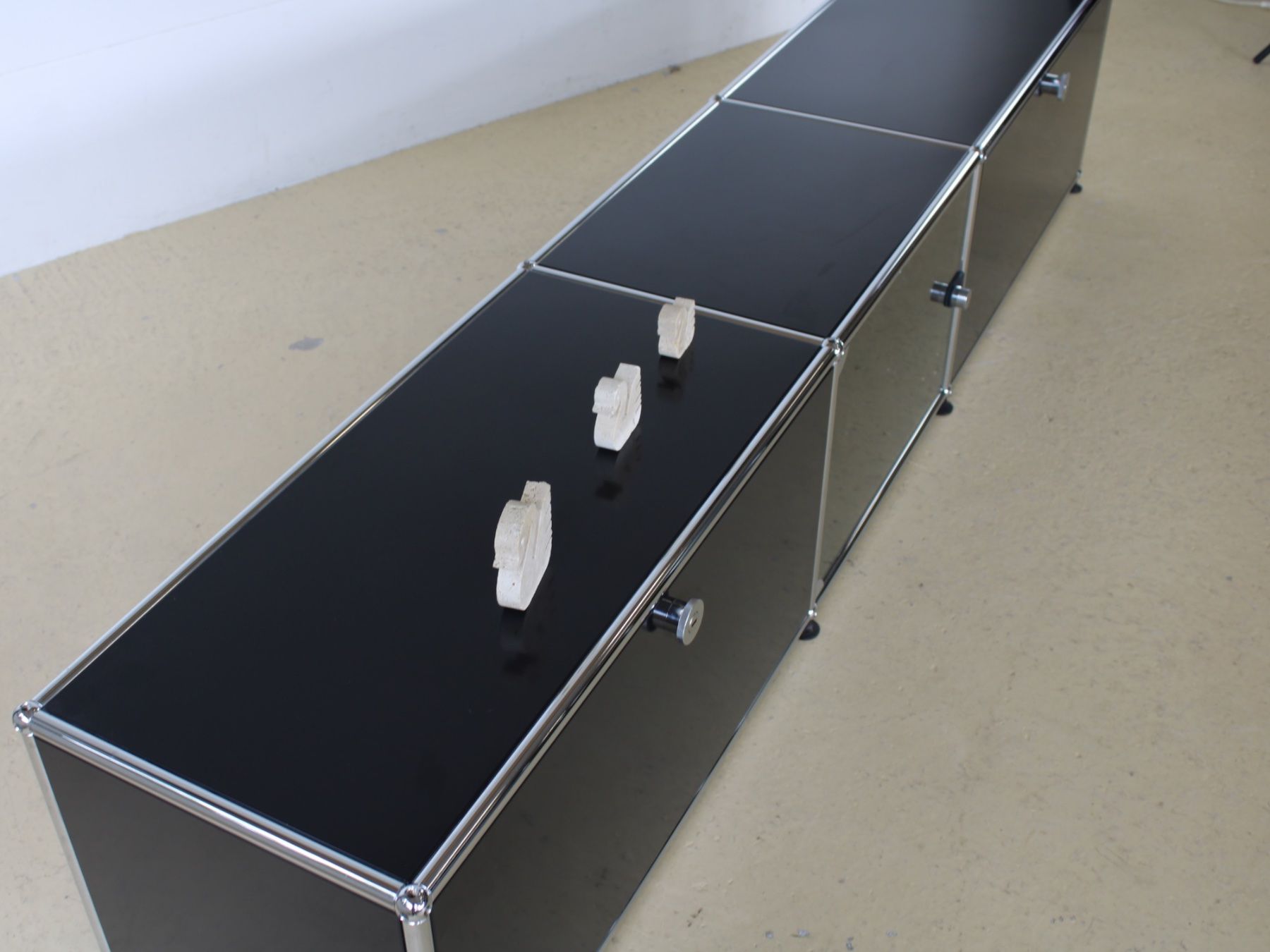 USM Cassettiere: USM Lowboard in Schwarz – Usato da Meinisberg venduto da atelier_TILIJA 6
