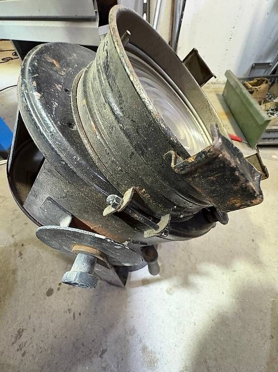 Lampade: projecteur Cremer – Usato da La Croix-de-Rozon venduto da tun_sl7n 3