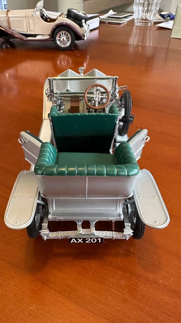Rolls Royce Voitures modèles: Rolls-Royce Oldtimer Modellauto AX 201 Silber Grün – D'occasion à Beringen par Mantafisch1 1