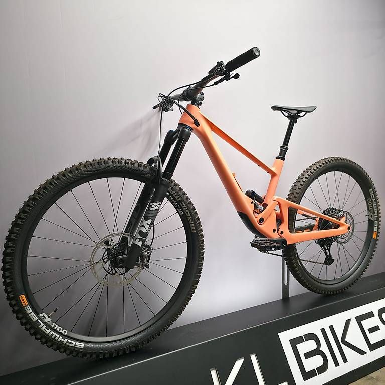 Velos: NEU SCOR MOUNTAINBIKE FULLY CARBON – Neu und originalverpackt aus Tübach von KL-Bikes 2