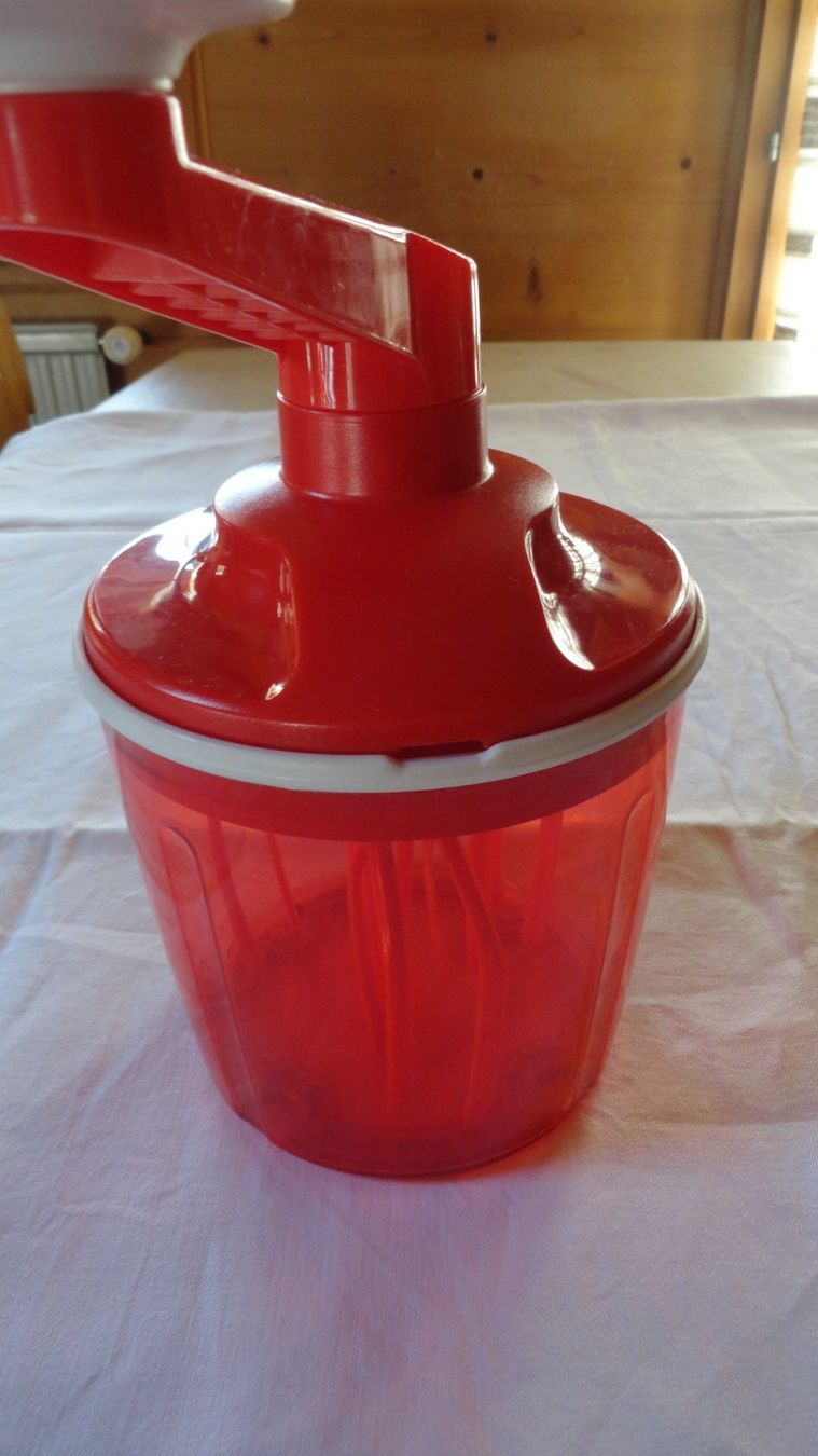 Tupperware Elettrodomestici da cucina: Tupperware Speddy Chef Küchenblitz Neuwertig – Nuovo (secondo la descrizione) da Gstaad venduto da Meiel2020