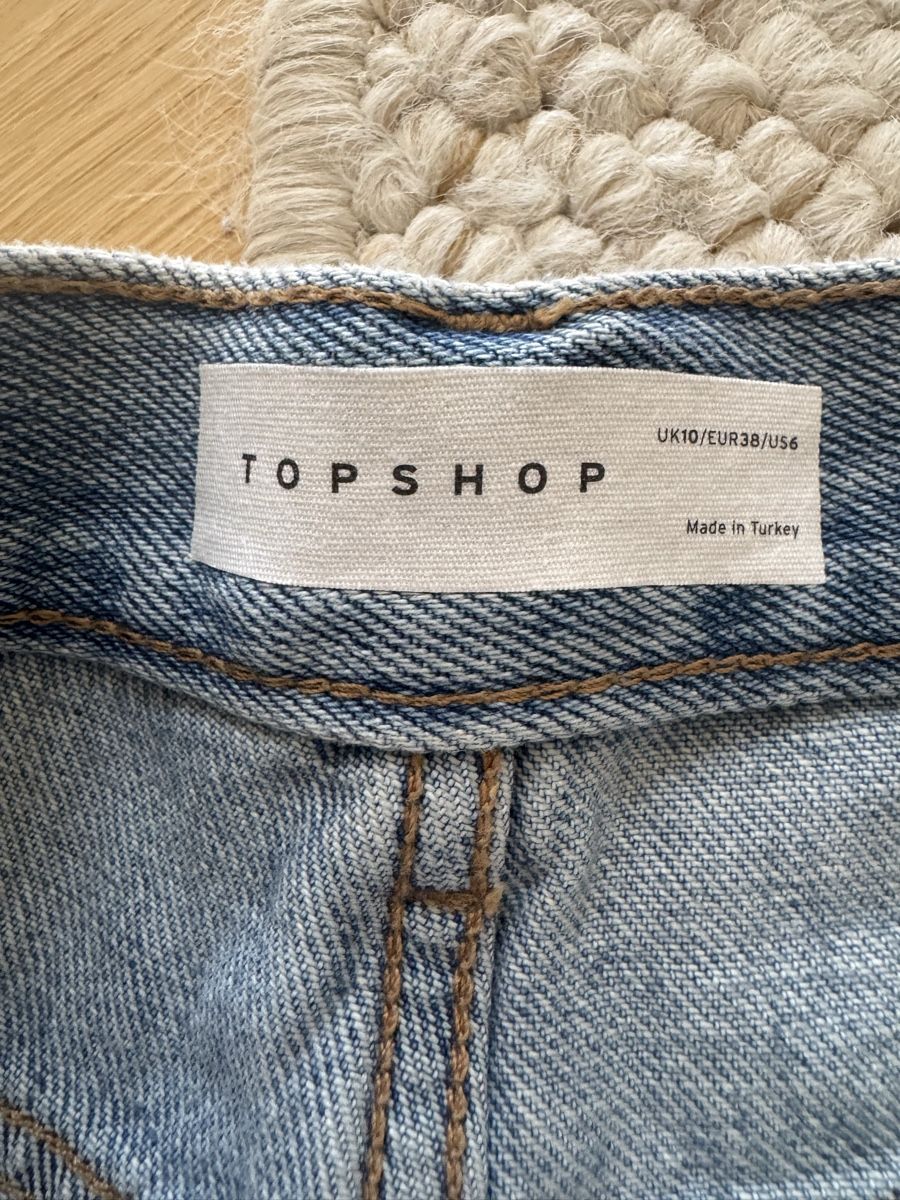 Topshop Jeans: TOPSHOP Jeansshorts – Usato da Zürich venduto da kat_ww7d 1
