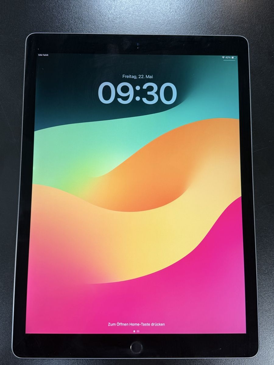Apple Tablet PC: iPad Pro 12.9 2 Generation WiFi und Cellular space Gray – Usato da Zürich venduto da Handycaree