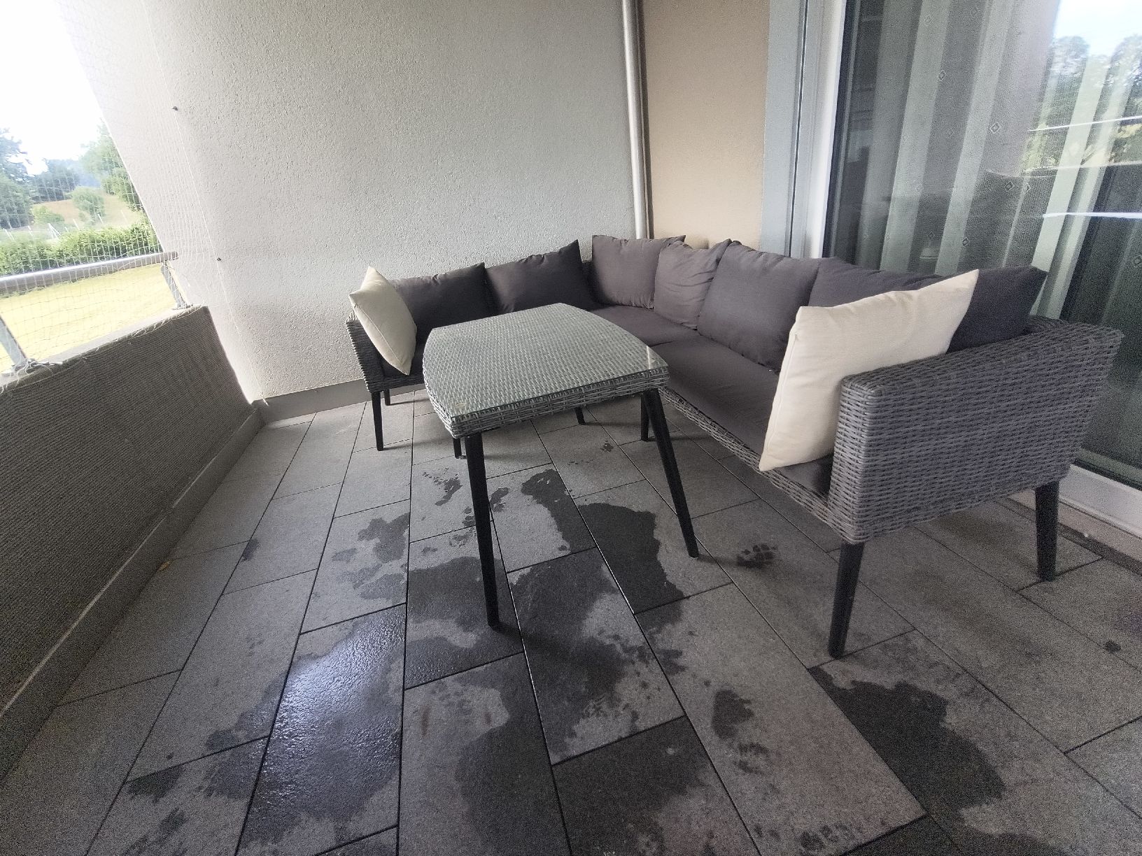 Tischset: Gartentisch und Ecksofa Set  – Gebraucht aus St. Gallenkappel von cora1966 2