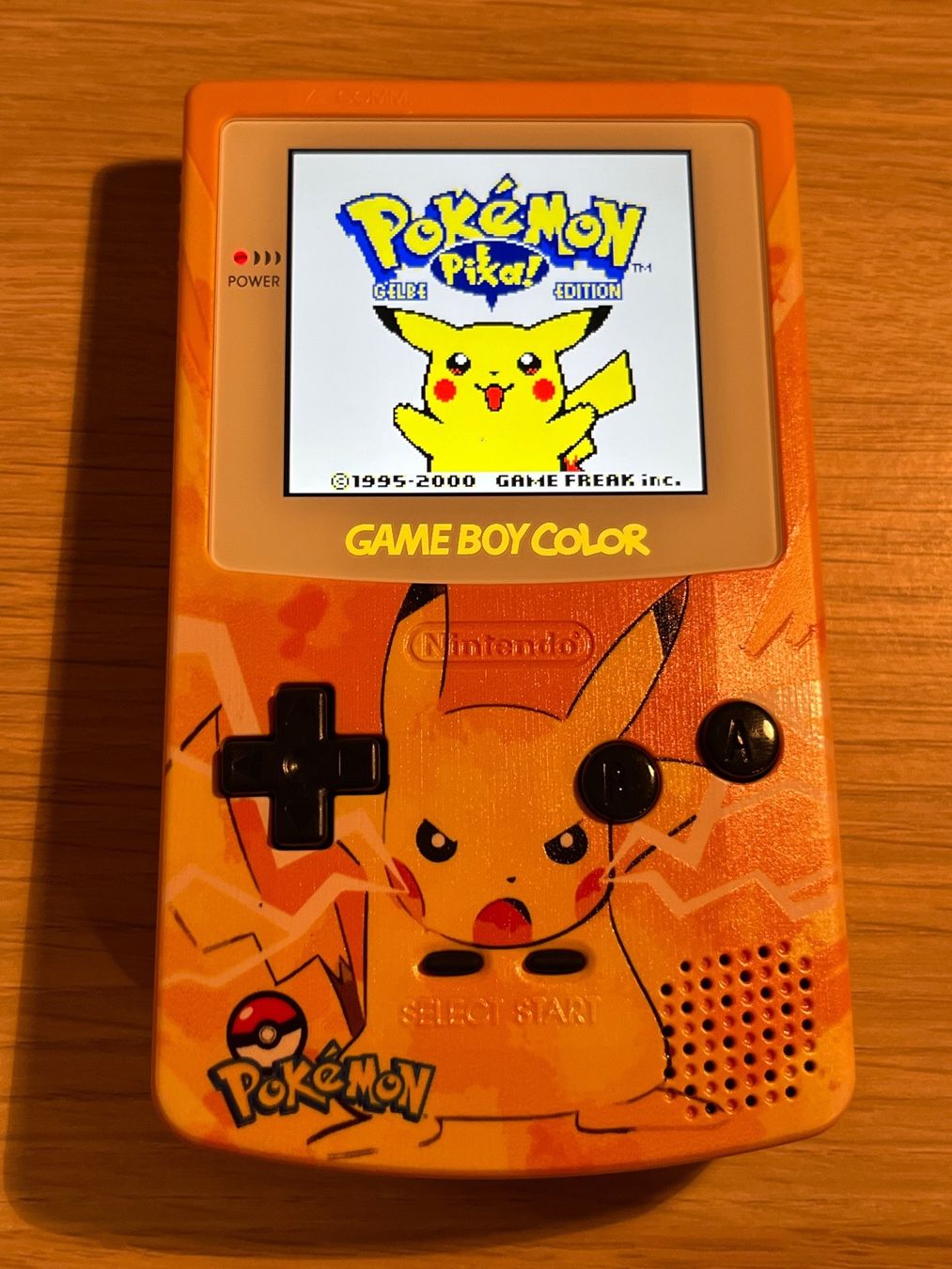Nintendo Konsolen: Gameboy Color IPS Mod Pokemon Pikachu Nintendo – Gebraucht aus St. Gallen von  1