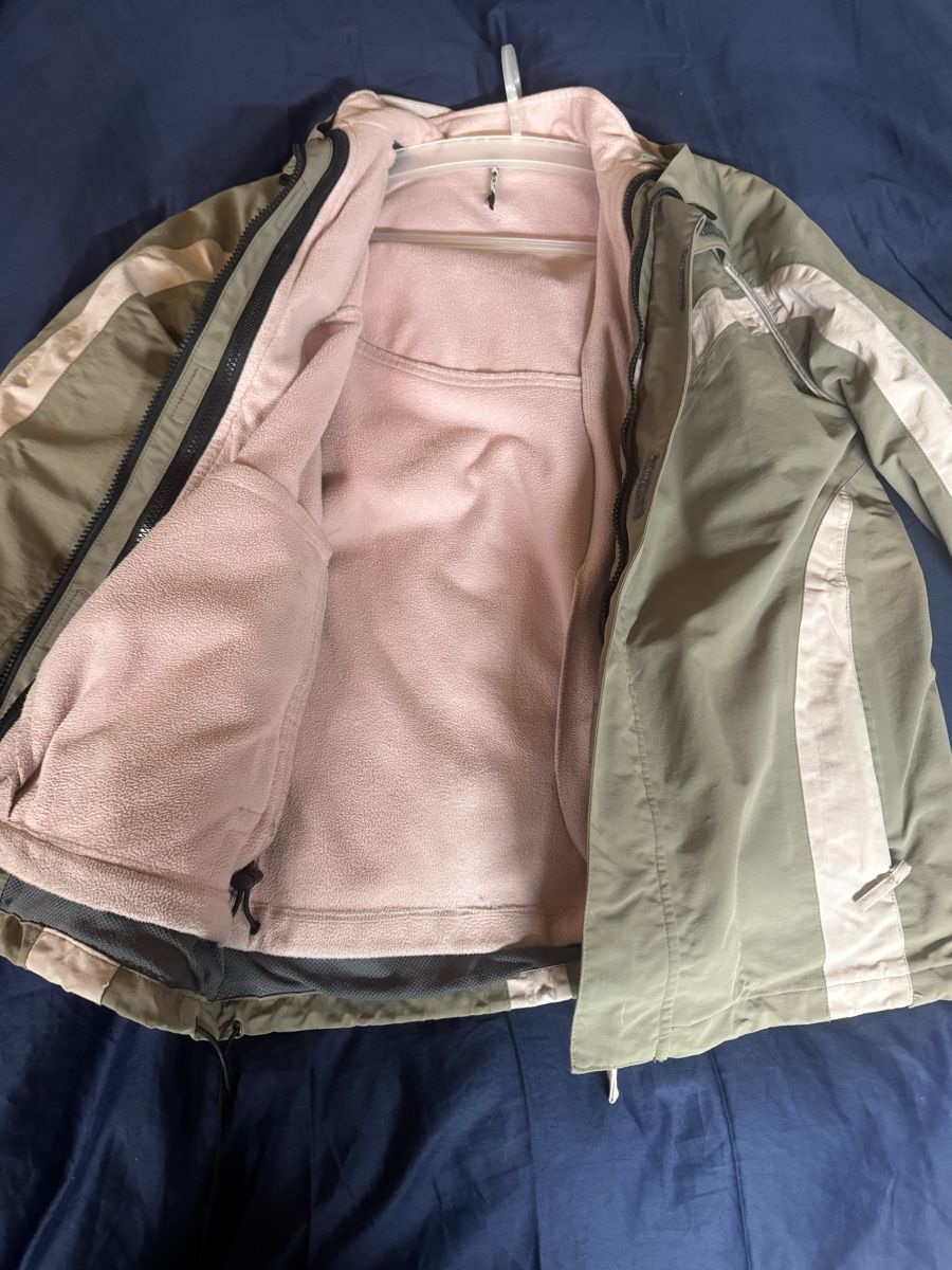 Giacche & Cappotti: Winterjacke Mädchen/Damen, Gr. 164 / S gebraucht – Usato da Baar venduto da Werniaudi
