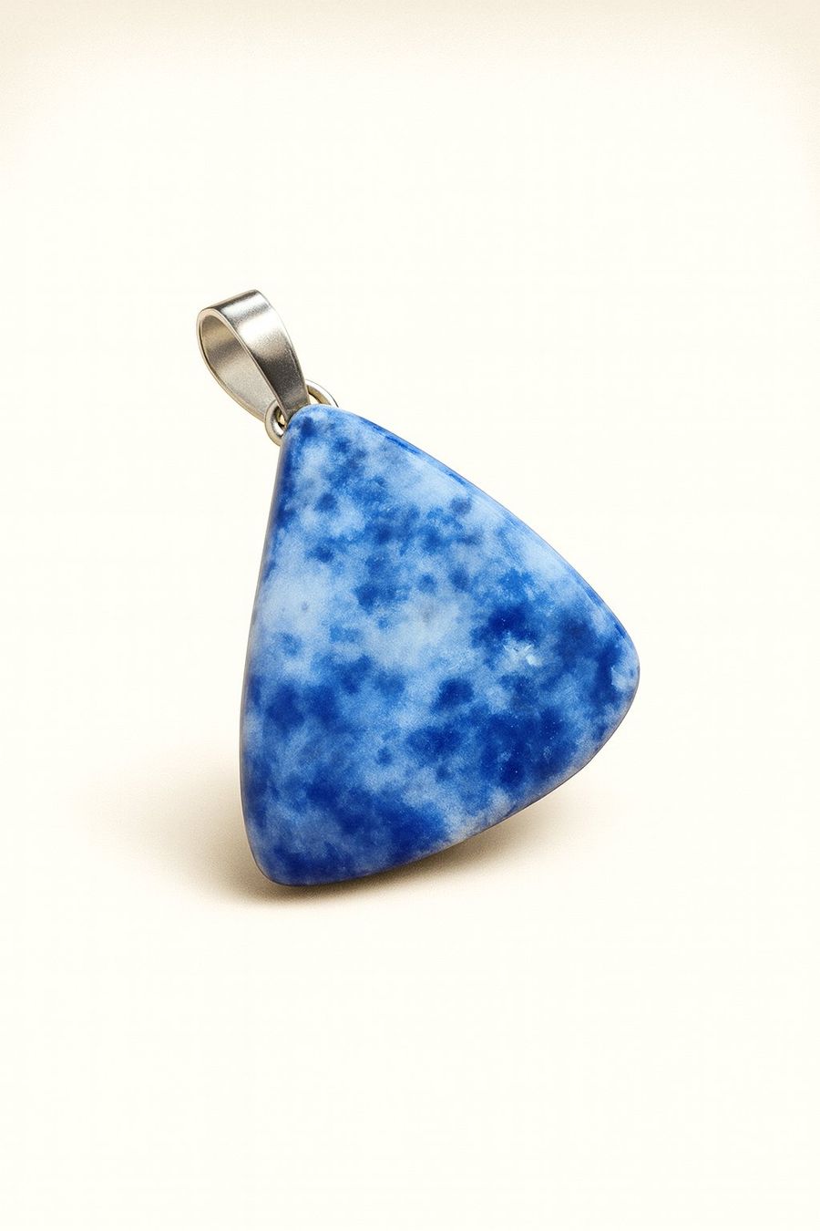Ciondoli: Pendentif en sodalite bleue – Usato da Territet venduto da Cenh