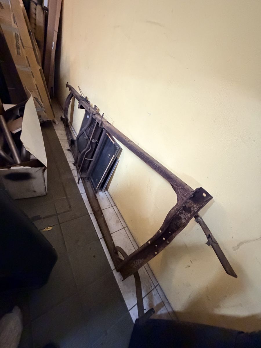 Ford Alle Autoersatzteile: Ford Model A Chassis – Gebraucht aus AARBURG von cheapstuff 1