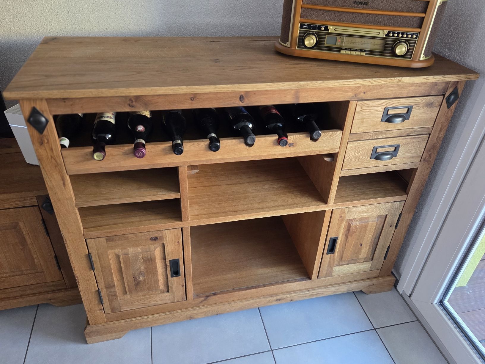 Allestimento di negozi e stand fieristici: Bar aus Holz Travers Conforama – Usato da Oftringen venduto da Black_Nymeria