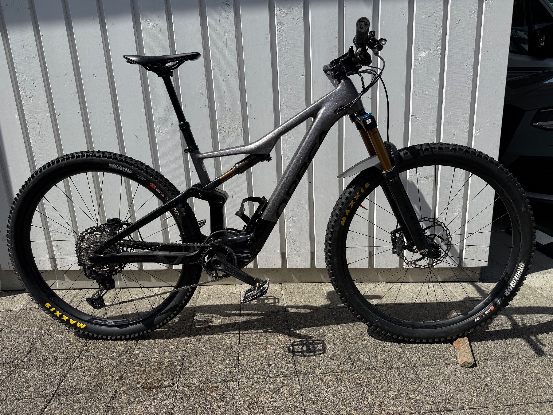Orbea Biciclette: Orbea Rise H10 - Anthrazit - M-Grösse - inkl. Range Extender – Usato da Grabs venduto da Rolfsg 2