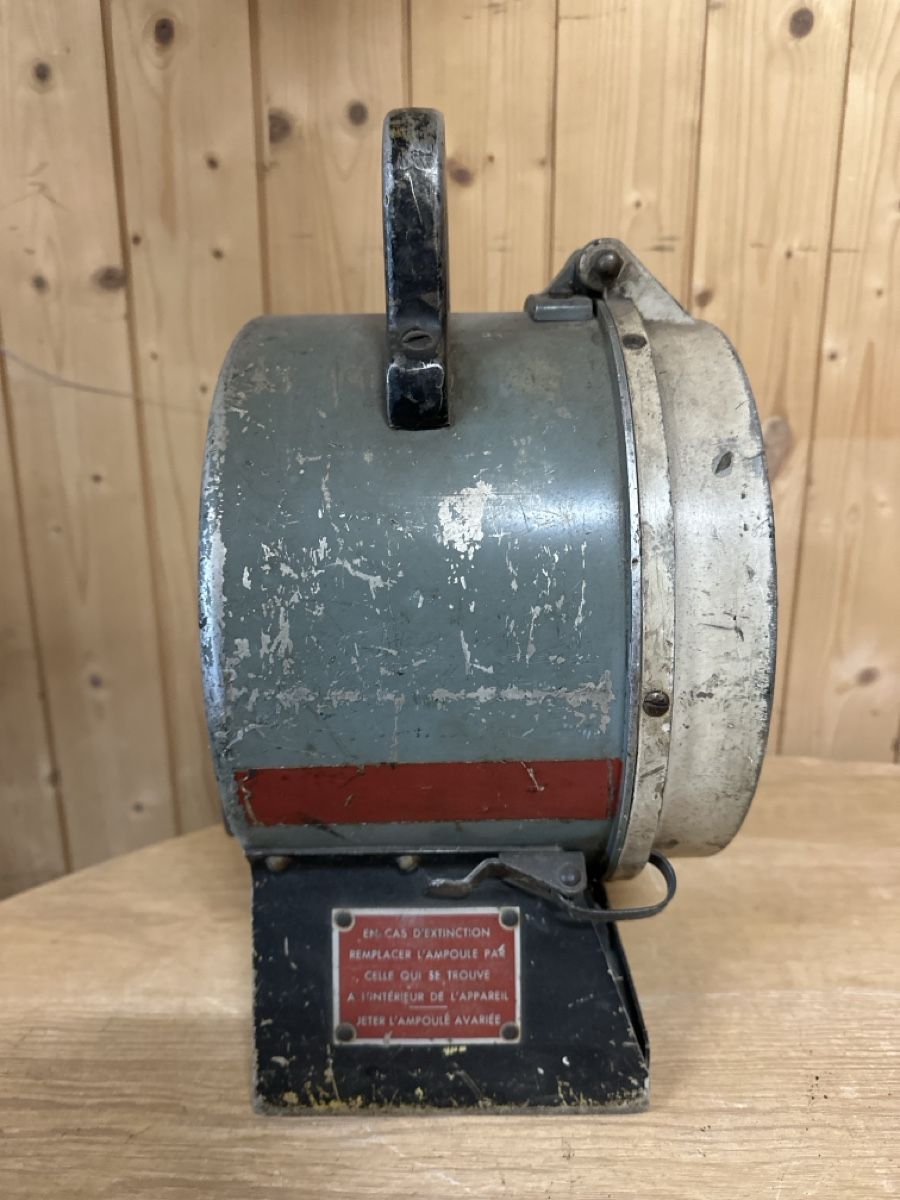 Lampade: Bahnlampe SNCF antik – Usato da Baar venduto da Hillsboro 1