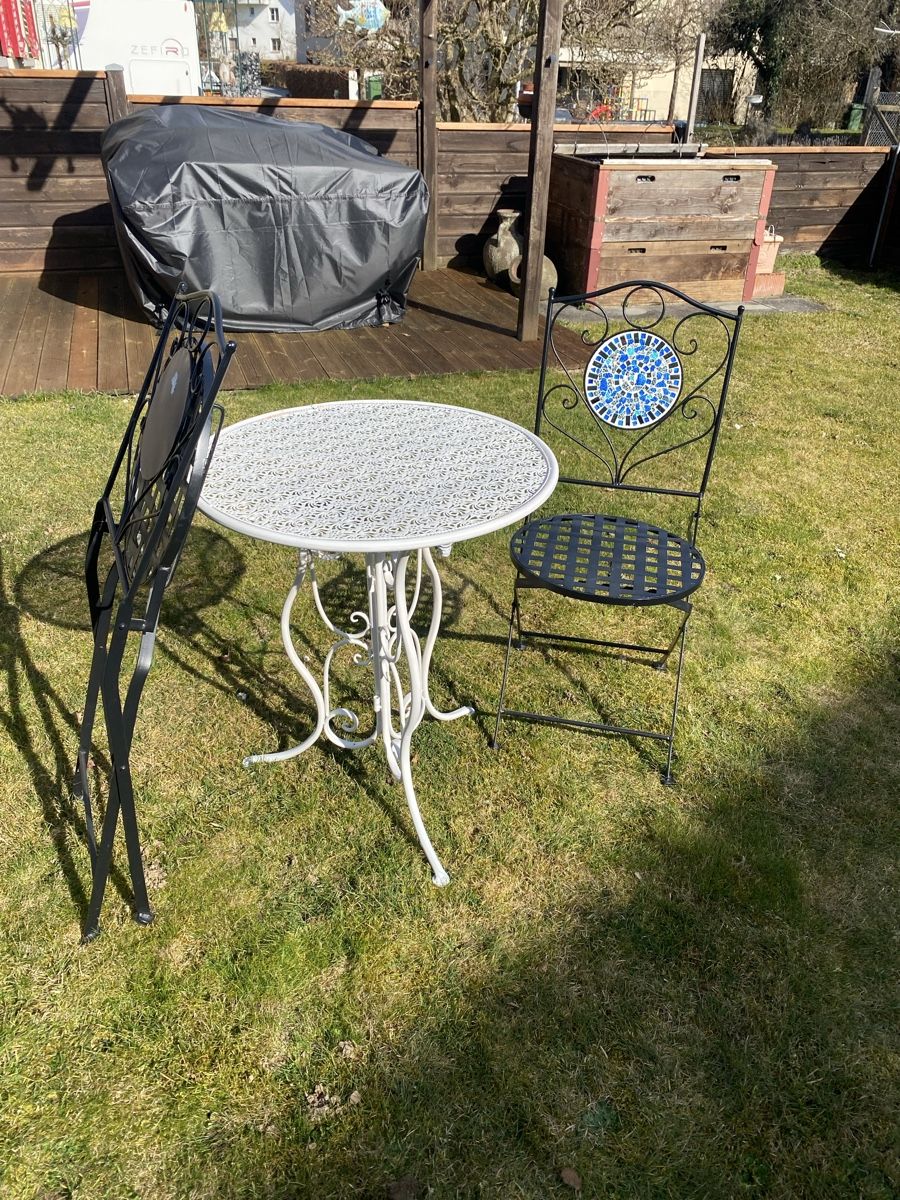 Set de table et chaises: Garten oder Balkon- Tischset – D'occasion à Wiesendangen par argon03 7