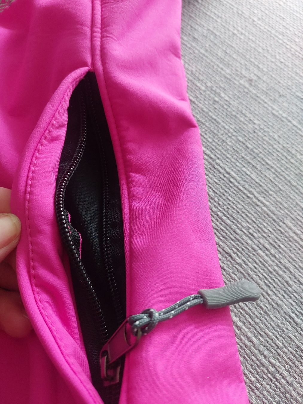 North Face Giacche: The North Face Softshelljacke pink Gr.S – Usato da Thun venduto da Alexanna 8