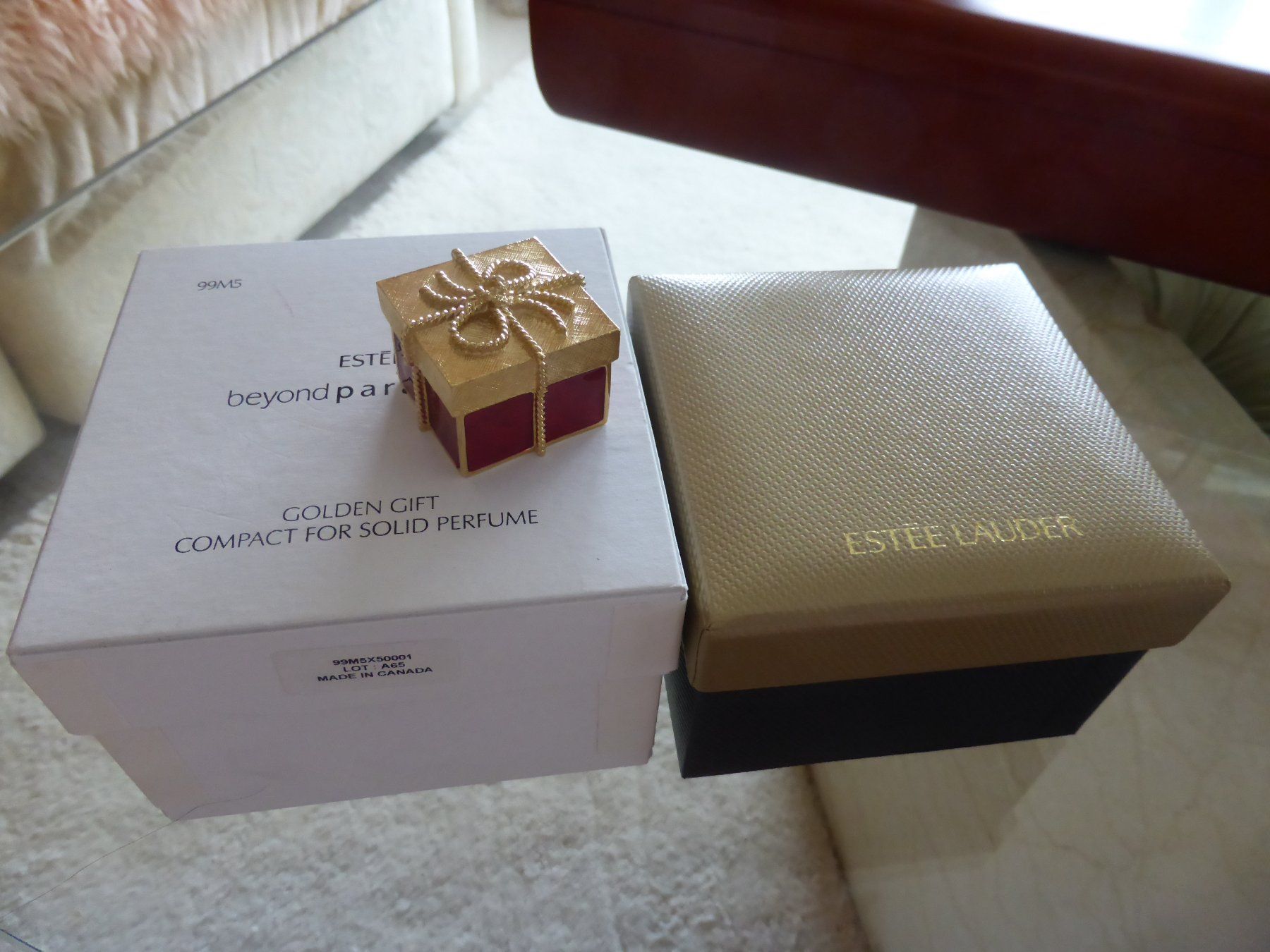 Estée Lauder Profumi & Eau de Toilette: RAR - ESTEE LAUDER SOLID PARFUM - DOSE - GESCHENK 2005 – Usato da Reinach AG venduto da pussi100 3