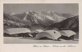 ALPIN: Winter in der Schweiz, verschneite Alp