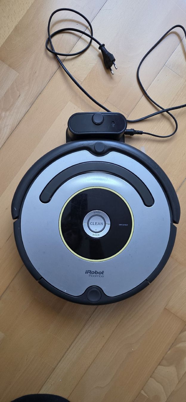 Irobot Aspirapolveri & Accessori: IRobot Roomba 630 Staubsaugerroboter – Usato da Suhr venduto da Design_by_Debi