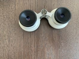 Kompaktfernglas/Opernglas aus sowjetischer Zeit