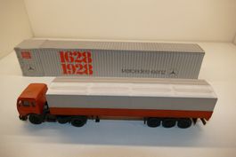 Conrad 1:50: Mercedes Benz 1628 Sattelschlepper orange