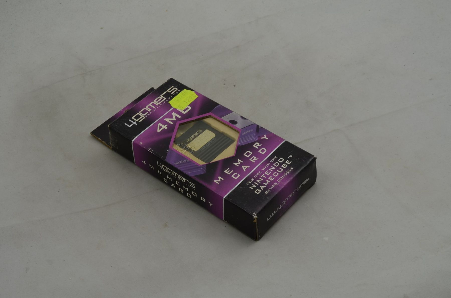 Memory unit & Memory card: 4gamers 4MB Memory Card GameCube OVP – Nuovo (secondo la descrizione) da Buchs AG venduto da SellAndBuyX 2