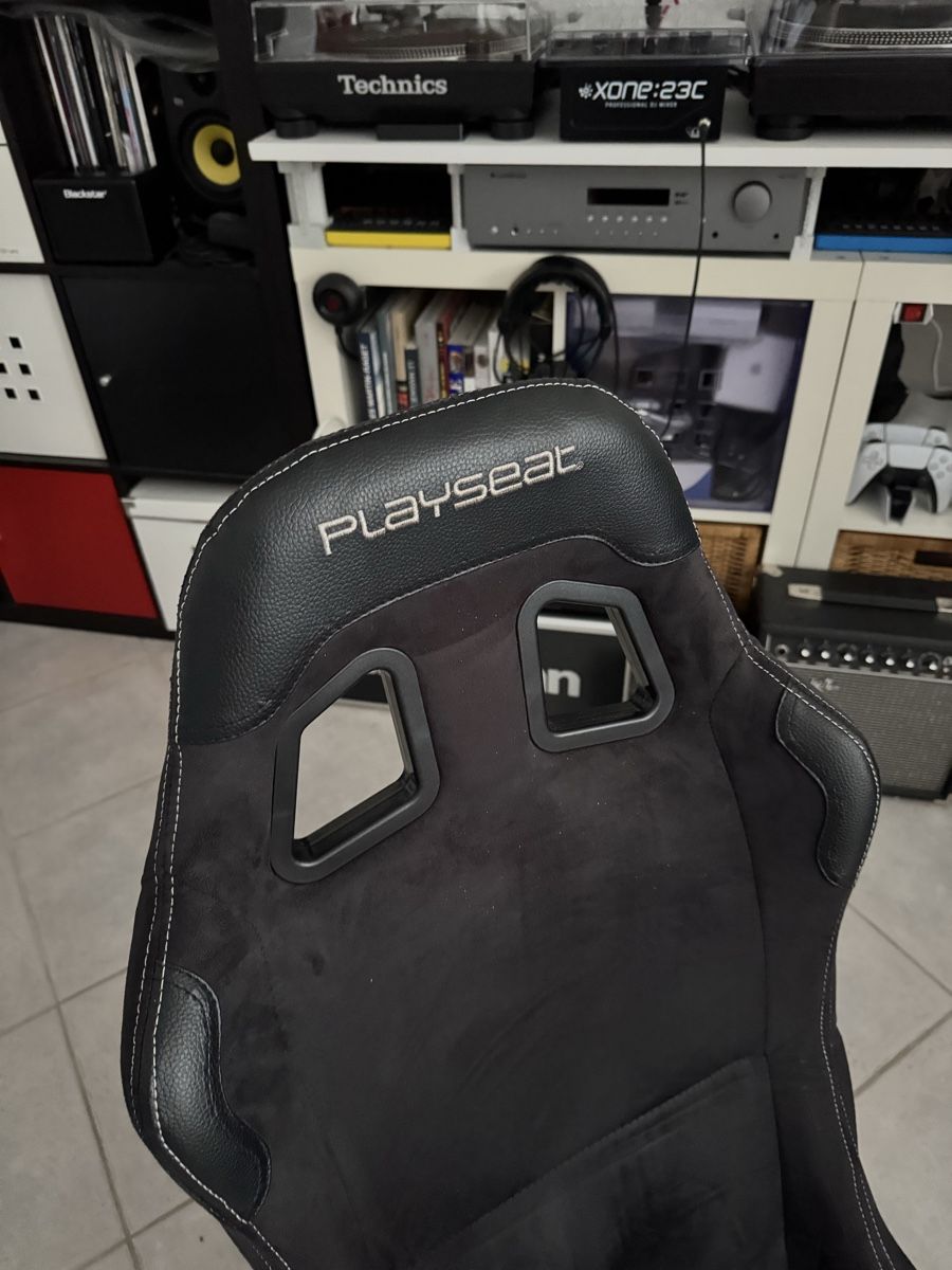 Logitech Manettes: Setup Simulateur SimRacing Playseat avec volant g923  – D'occasion à Biel/Bienne par giofab 1