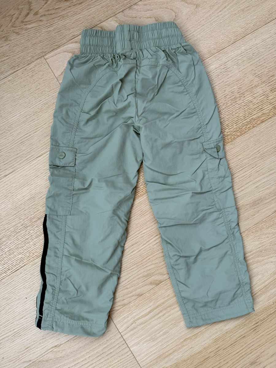 Adidas Hosen: Adidas Hose, Khaki Gr. 128 / NEU!!! – Neu (gemäss Beschreibung) aus Hergiswil NW von Labello01 1